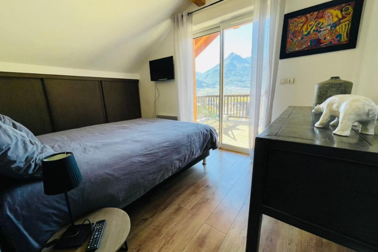 Large Chalet With Terrace And View In Briancon 아파트 외부 사진