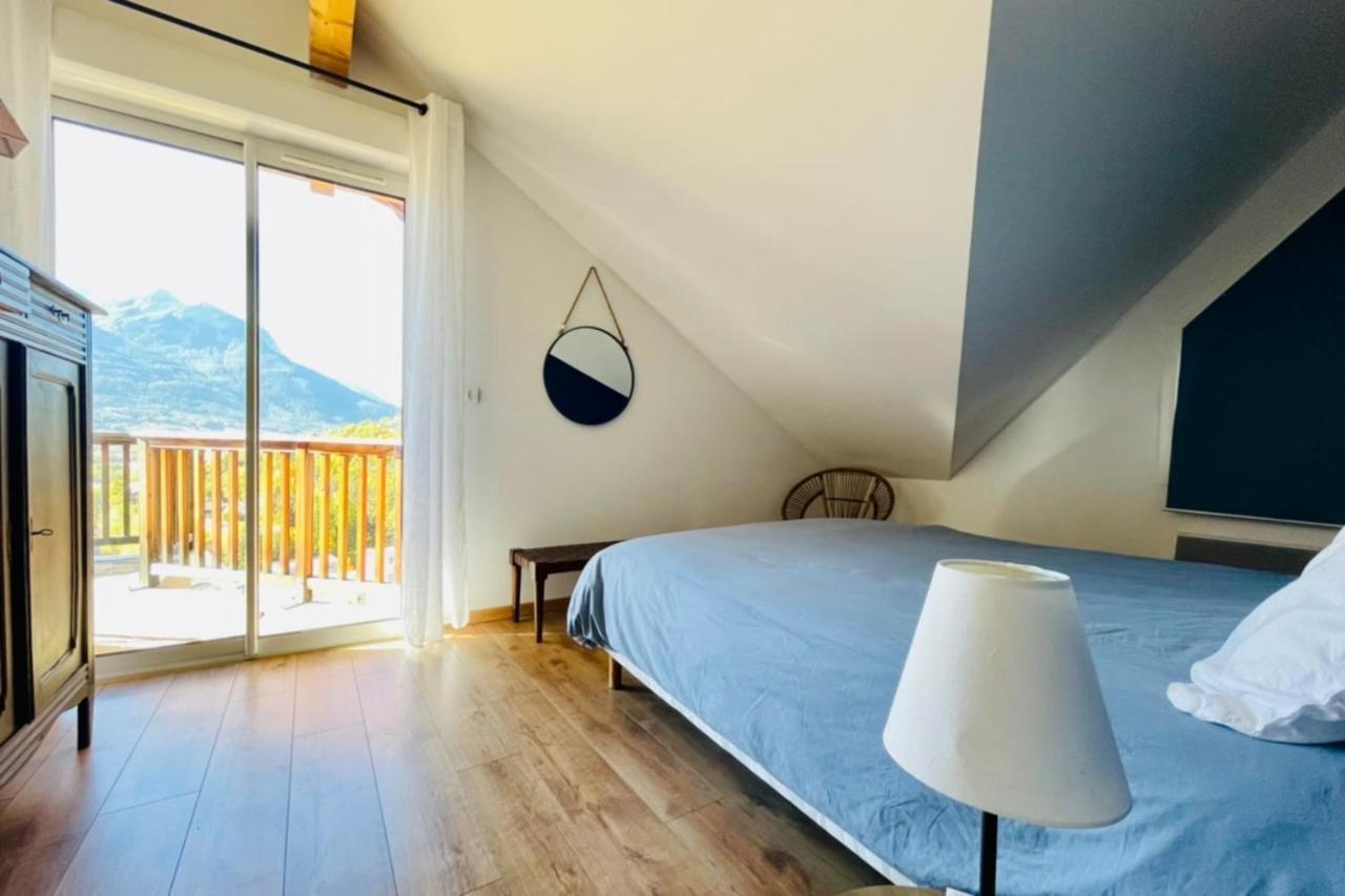 Large Chalet With Terrace And View In Briancon 아파트 외부 사진