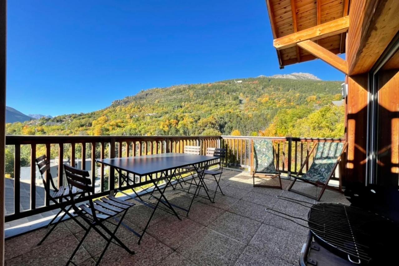 Large Chalet With Terrace And View In Briancon 아파트 외부 사진